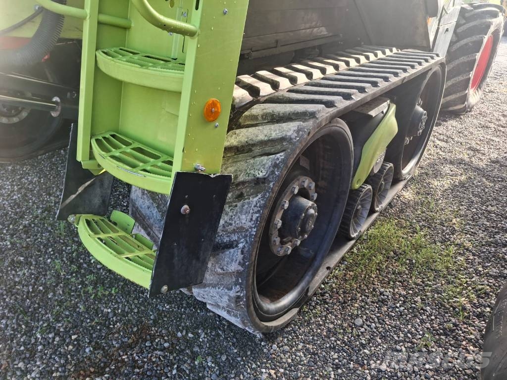CLAAS Lexion 750 TT Sklízecí mlátičky