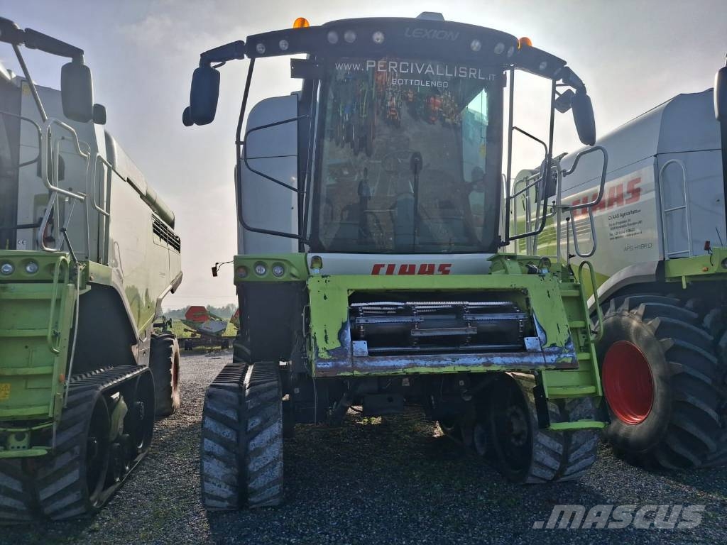 CLAAS Lexion 750 TT Sklízecí mlátičky