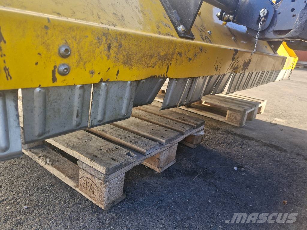 Orsi EVO PLUS 300 جزازات وأغطية المراعي