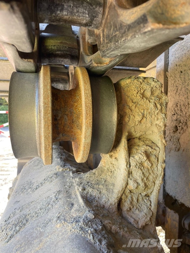 Komatsu D 61 EX-15 E0 Buldozer sobre oruga