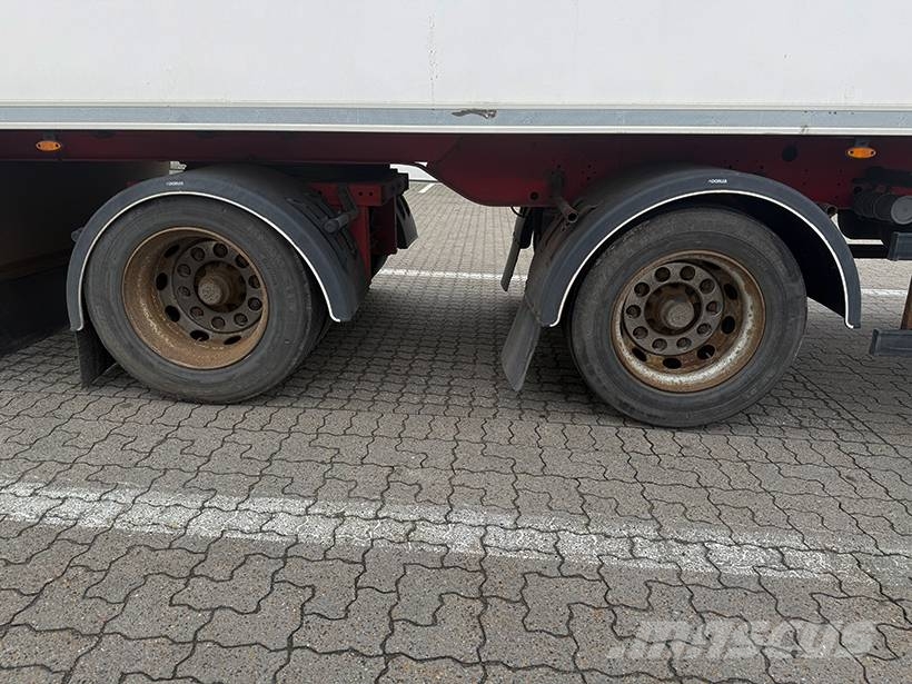 Kel-Berg Refrigerated trailer / Kühlauflieger LBW Temperature controlled semi-trailers