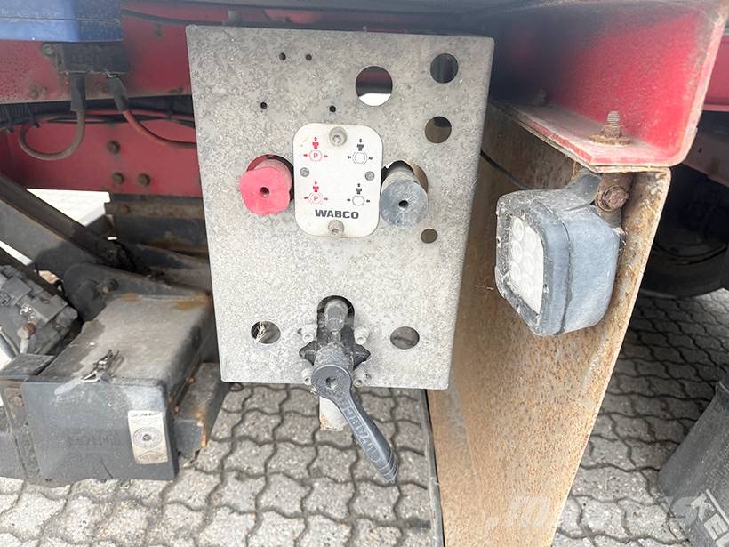 Kel-Berg Refrigerated trailer / Kühlauflieger LBW Temperature controlled semi-trailers