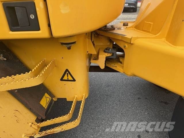 Volvo L 30 B Iekrāvēji uz riteņiem