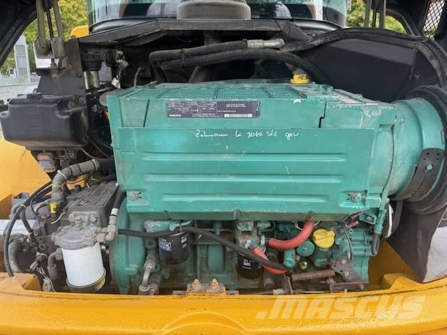 Volvo L 30 B Iekrāvēji uz riteņiem