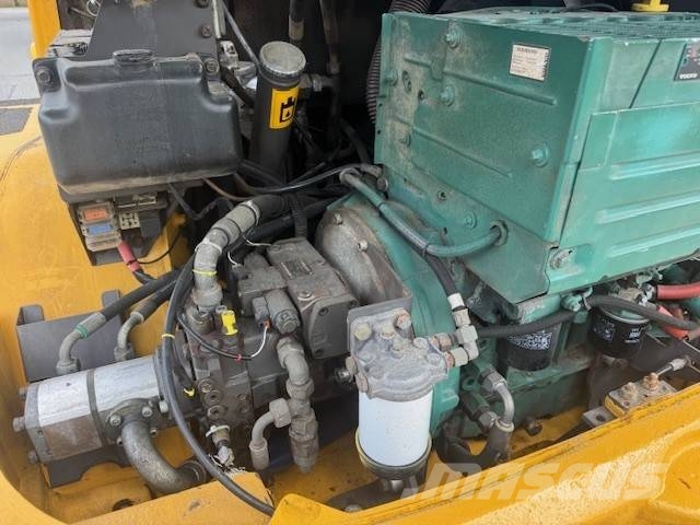 Volvo L 30 B Iekrāvēji uz riteņiem