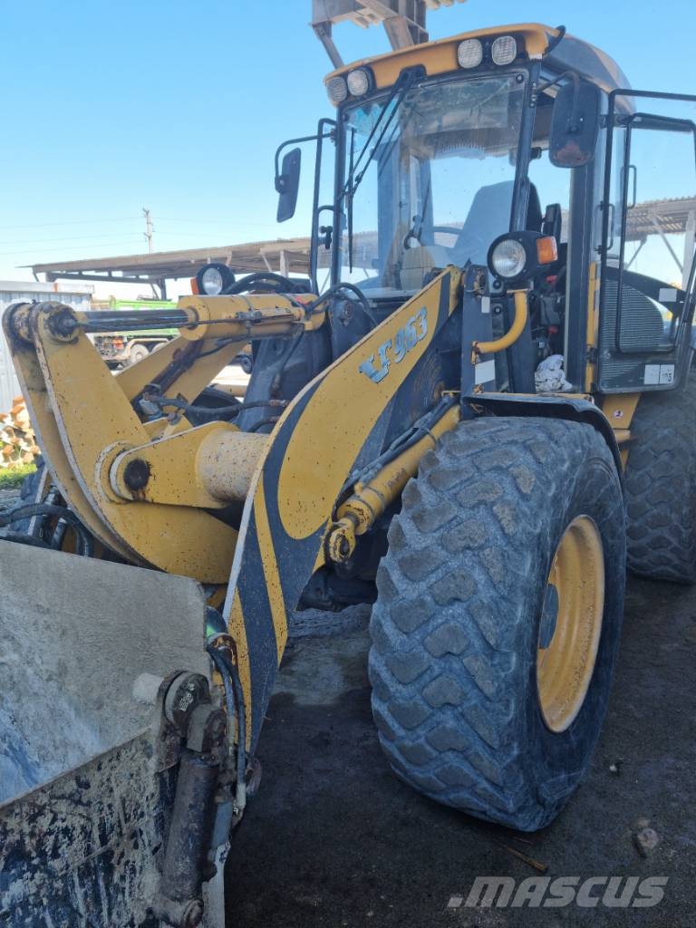 Venieri VF 463 B لوادر بعجل