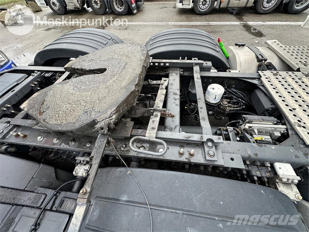 Volvo FH-500 牵引车