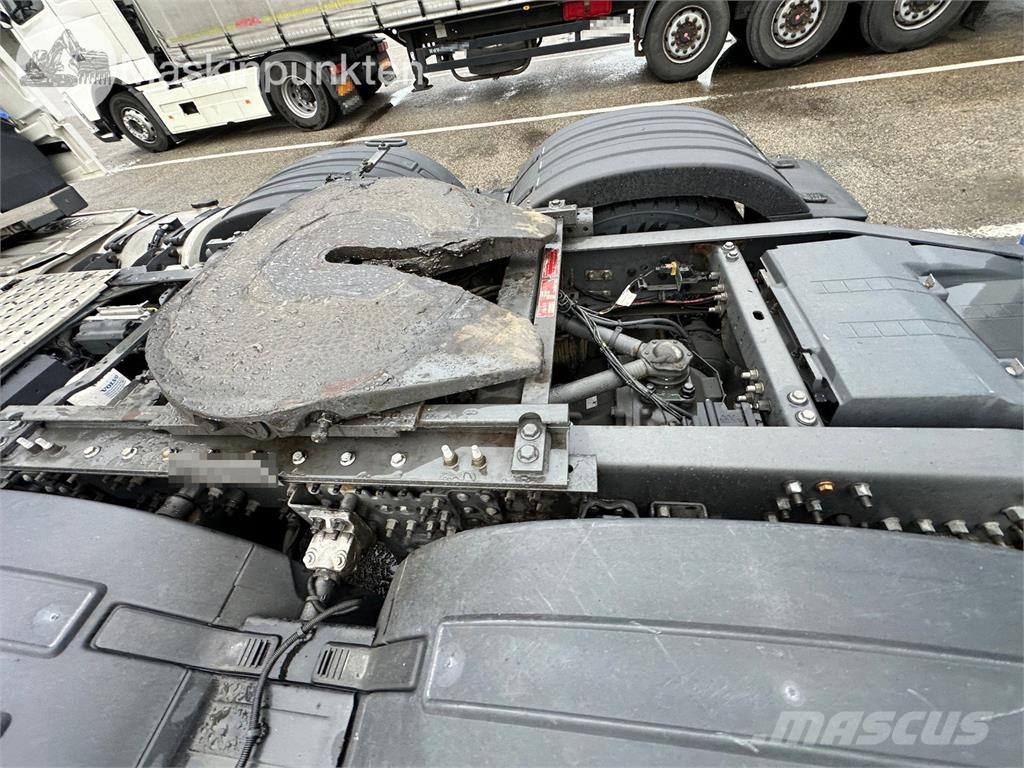 Volvo FH-500 牵引车