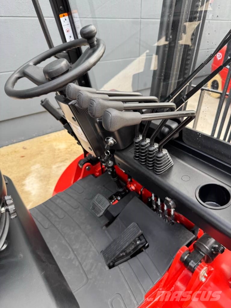 EP EFXZ 301 Electric forklifts