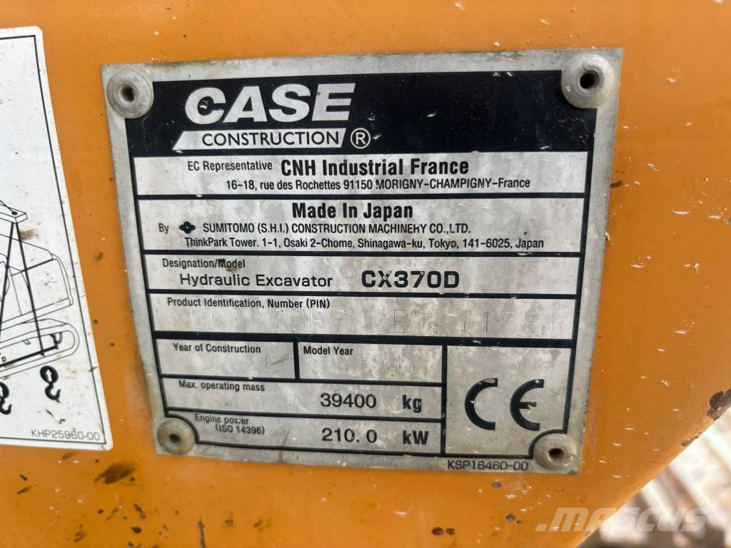 CASE CX 370 D Rupsgraafmachines