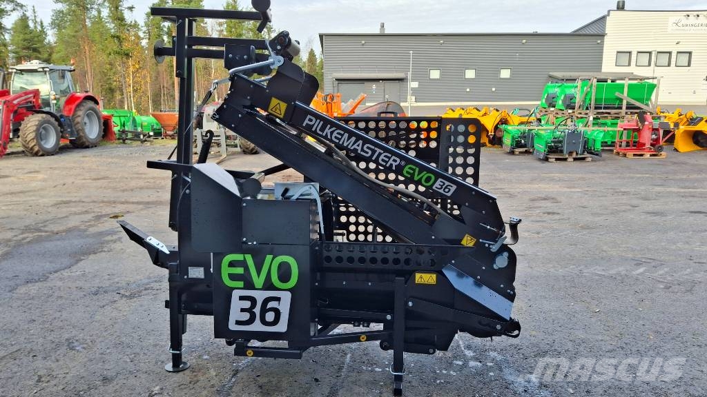 Pilkemaster Evo 36 kuin uusi traktori käyttöinen Despicatoare si taietoare de lemne