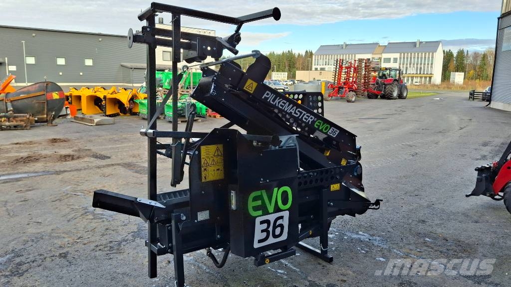 Pilkemaster Evo 36 kuin uusi traktori käyttöinen Despicatoare si taietoare de lemne