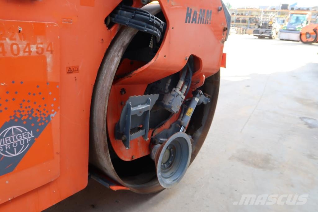 Hamm HD+ 120 VO Tandemové valce