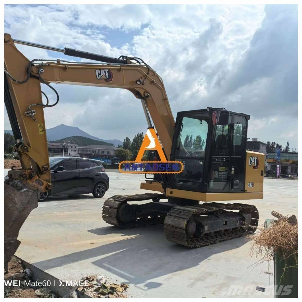 CAT 307 Mini bagri <7t