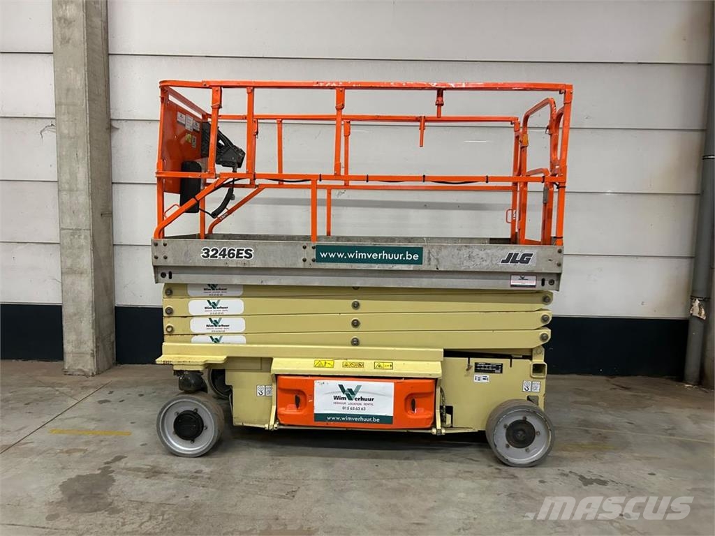 JLG 3246 ES (0930) Schaarhoogwerkers