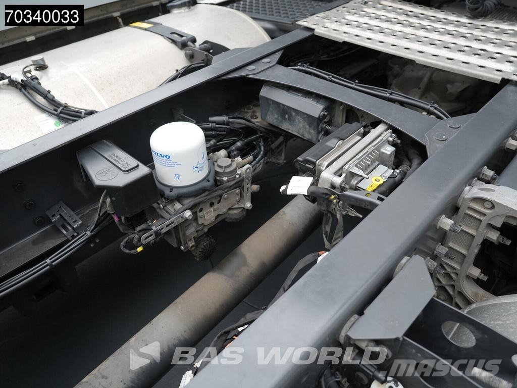 Volvo FH 460 4X2 XL APK 01-2028 2x Tanks I-ParkCool Navi Vilcēji