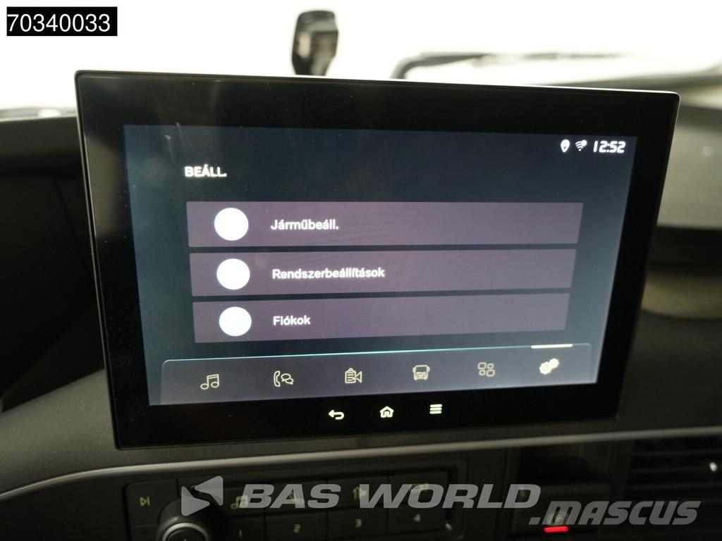 Volvo FH 460 4X2 XL APK 01-2028 2x Tanks I-ParkCool Navi Prime Movers