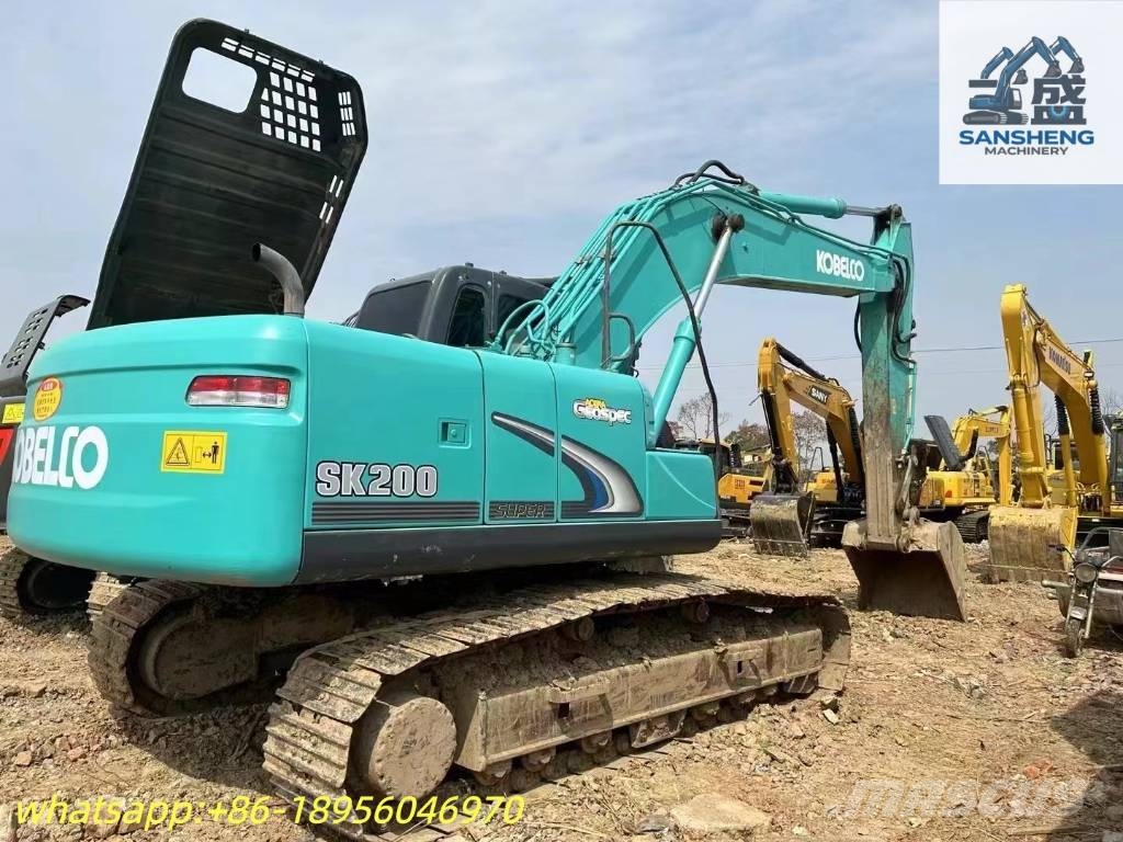 Kobelco SK 200 Vikšriniai ekskavatoriai