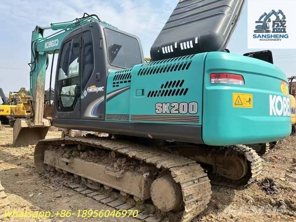 Kobelco SK 200 Vikšriniai ekskavatoriai