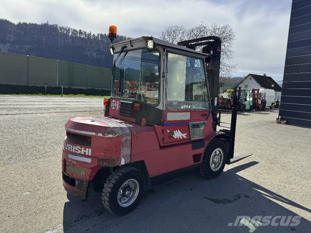Mitsubishi FD 35 Seitenschieber Zinken Gabel Kabine Dizelski viličari