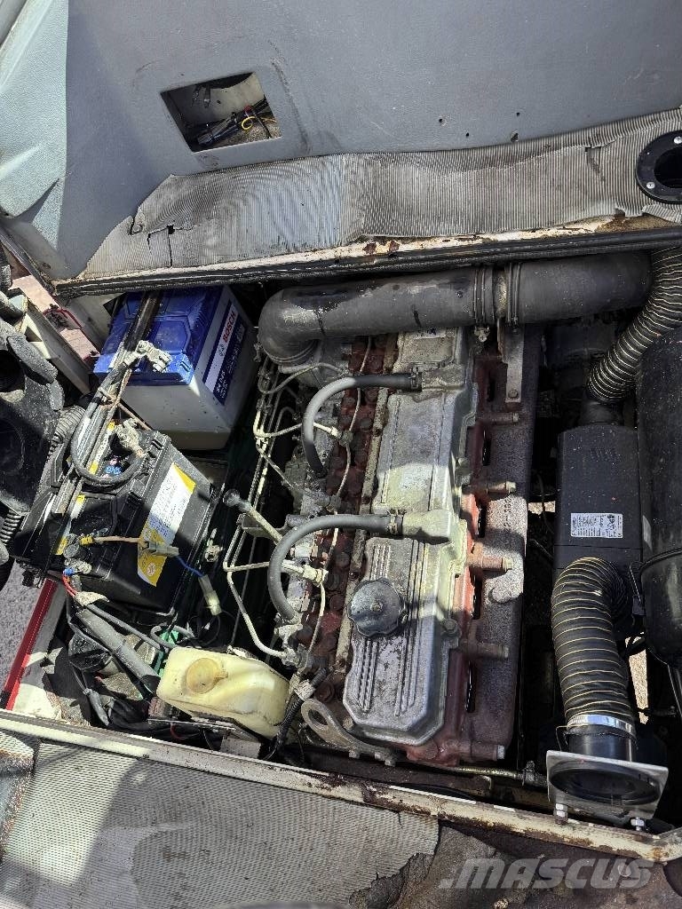 Mitsubishi FD 35 Seitenschieber Zinken Gabel Kabine Dizelski viličari