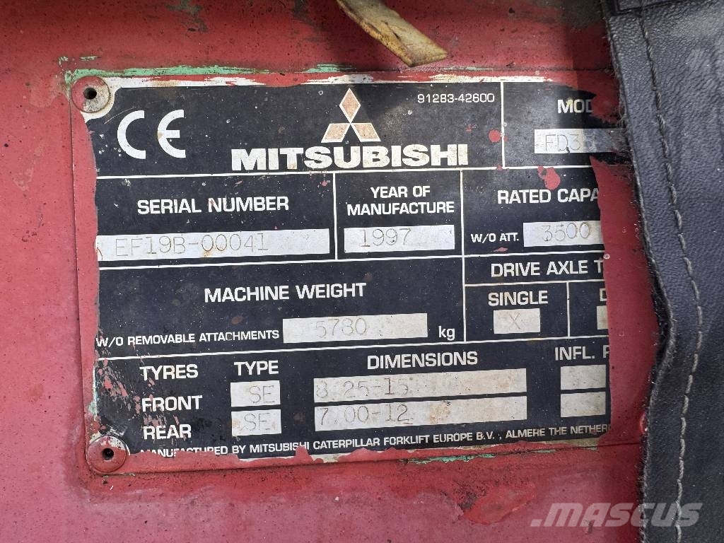 Mitsubishi FD 35 Seitenschieber Zinken Gabel Kabine Dizelski viličari