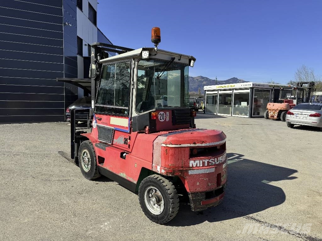 Mitsubishi FD 35 Seitenschieber Zinken Gabel Kabine Dizelski viličari