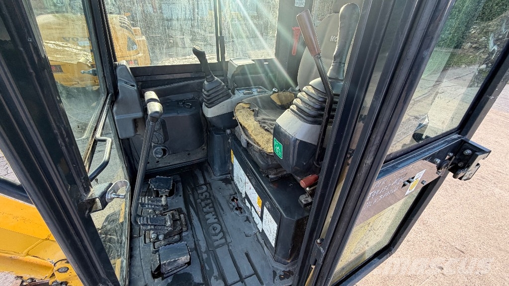 Komatsu PC 16 Mini kotrók < 7t