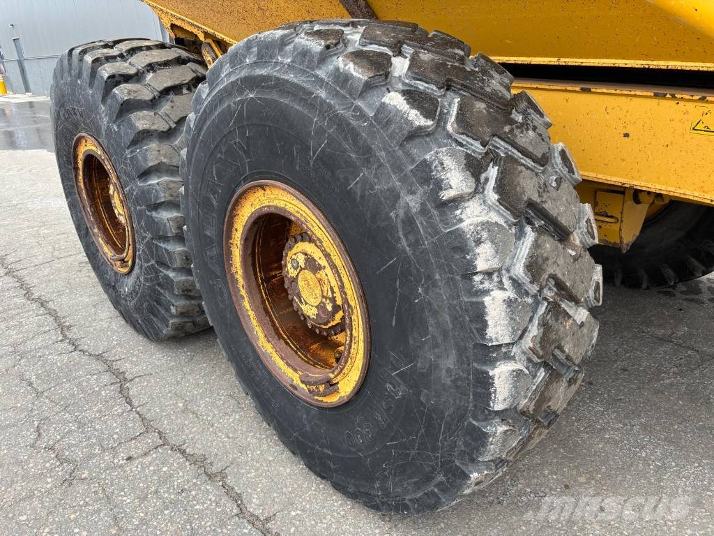 Bell B 30 E (New Tires) Artikulētie pašizgāzēji