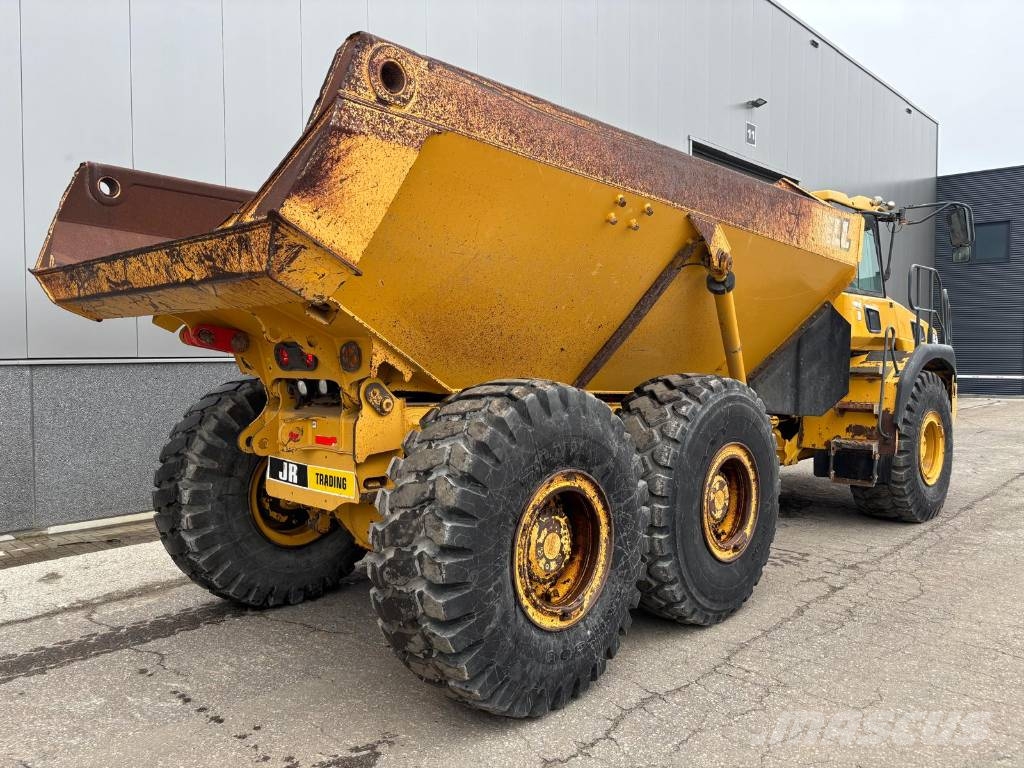 Bell B 30 E (New Tires) Artikulētie pašizgāzēji