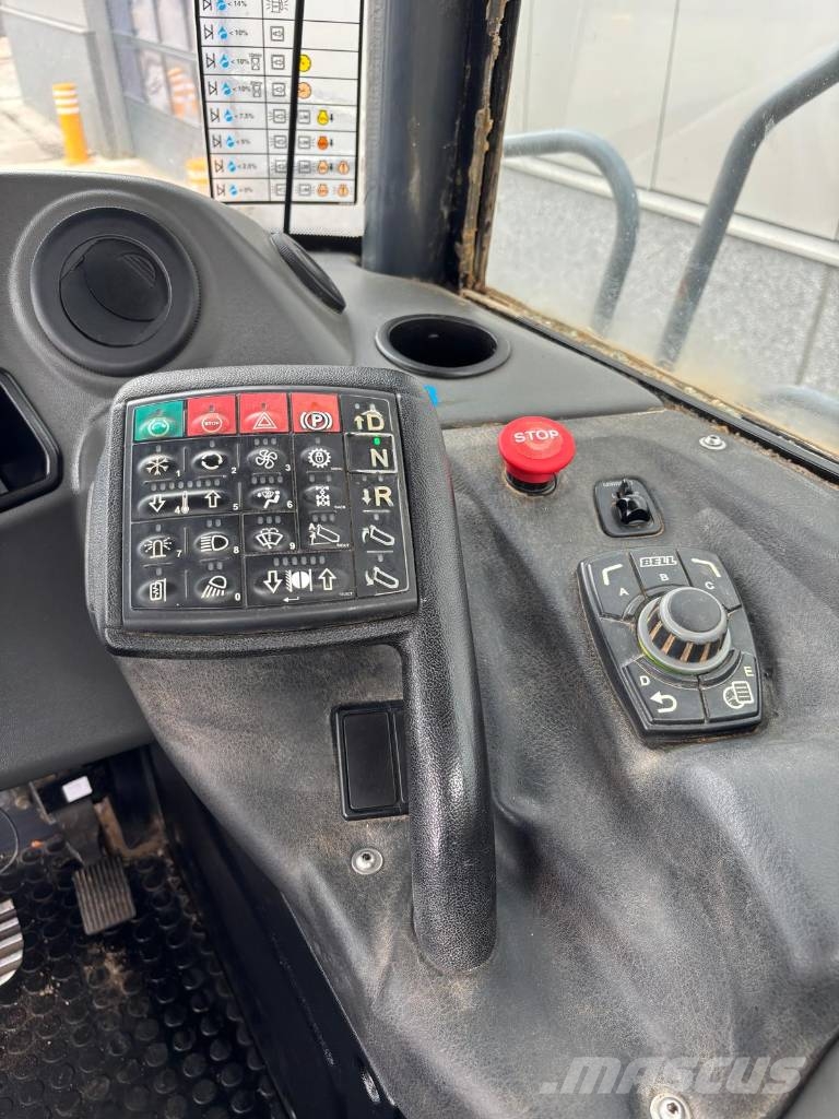 Bell B 30 E (New Tires) Artikulētie pašizgāzēji