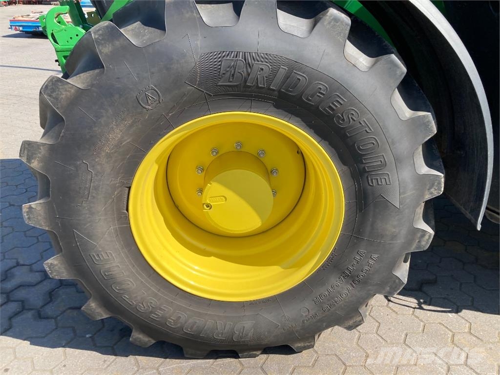 John Deere 6R215 Ďalšie poľnohospodárske stroje