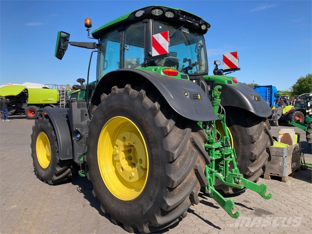 John Deere 6R215 Ďalšie poľnohospodárske stroje