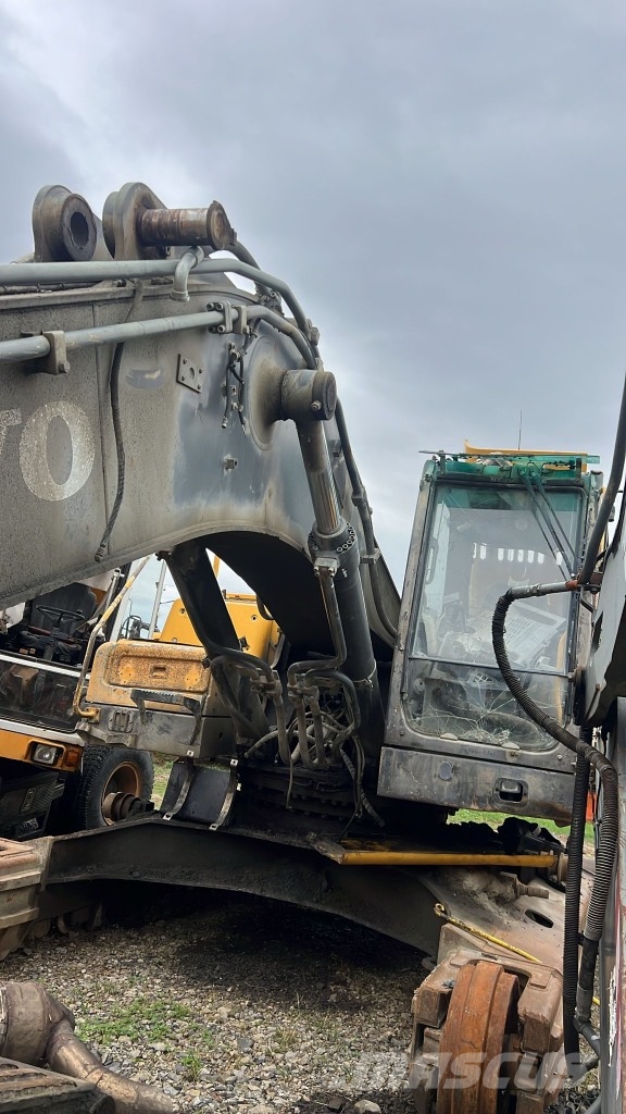 Volvo EC 360 L Akslar