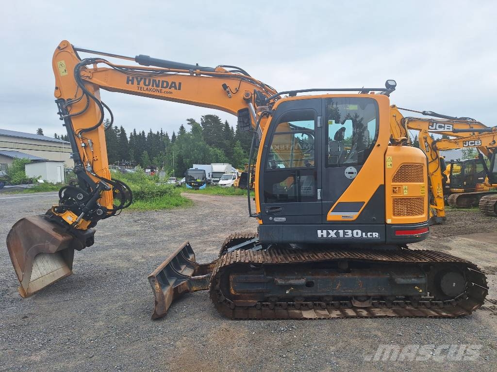 Hyundai HX 130 LCR Excavadoras sobre orugas