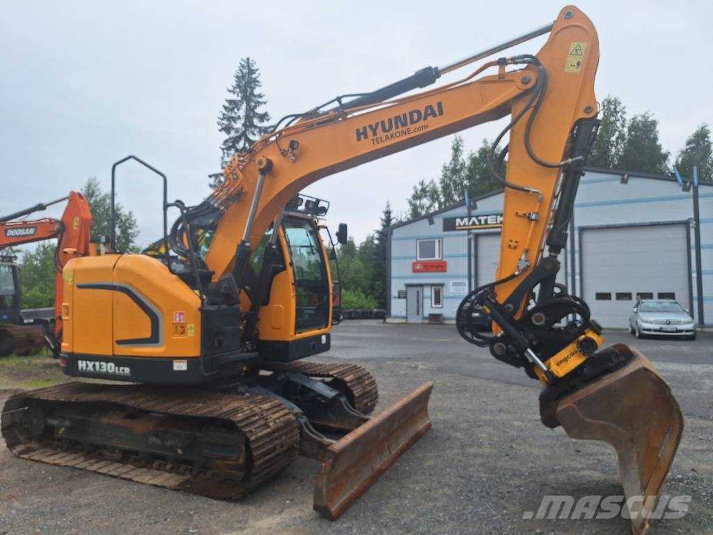 Hyundai HX 130 LCR Excavadoras sobre orugas