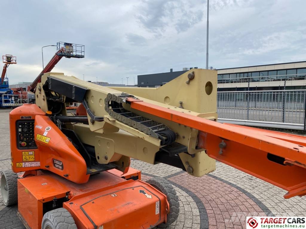 JLG E400AJPN Electric Articulated Boom Lift 1419cm Zglobne samohodne dvižne ploščadi