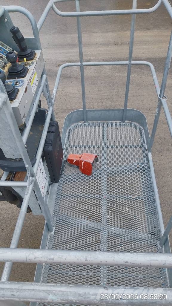 Manitou 160 ATJ رافعات سلة مفصلية