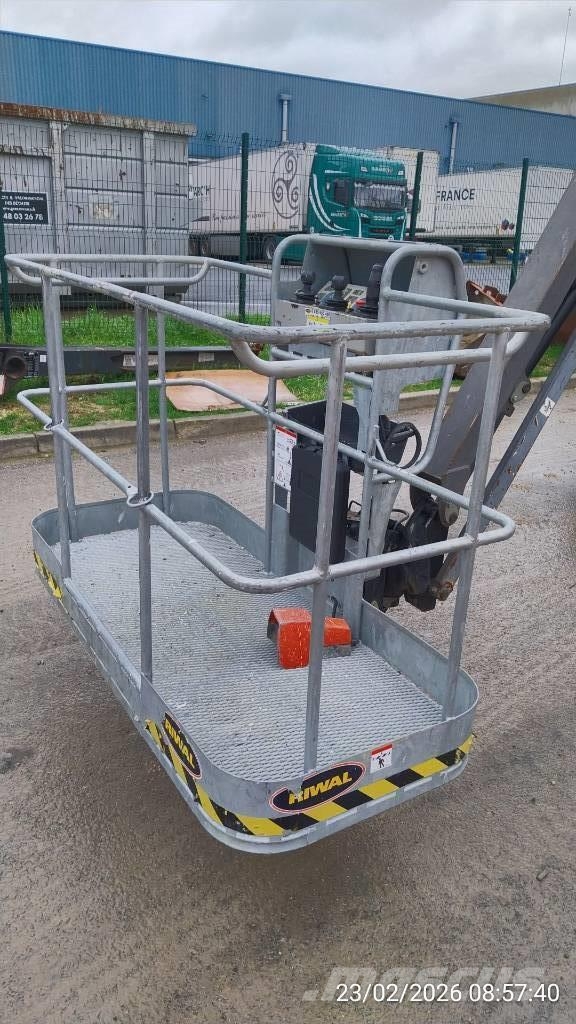 Manitou 160 ATJ رافعات سلة مفصلية
