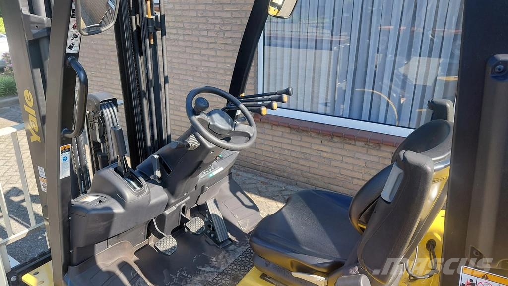 Yale GP 3.0N Only 200 hours / Same as Hyster H3.0A Wózki Diesla