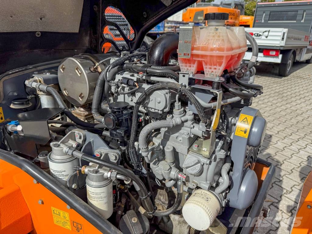 Kubota HD12i VO VIO Oszillation 24 kW Tandemwalzen