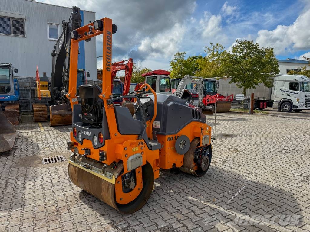 Kubota HD12i VO VIO Oszillation 24 kW Tandemwalzen