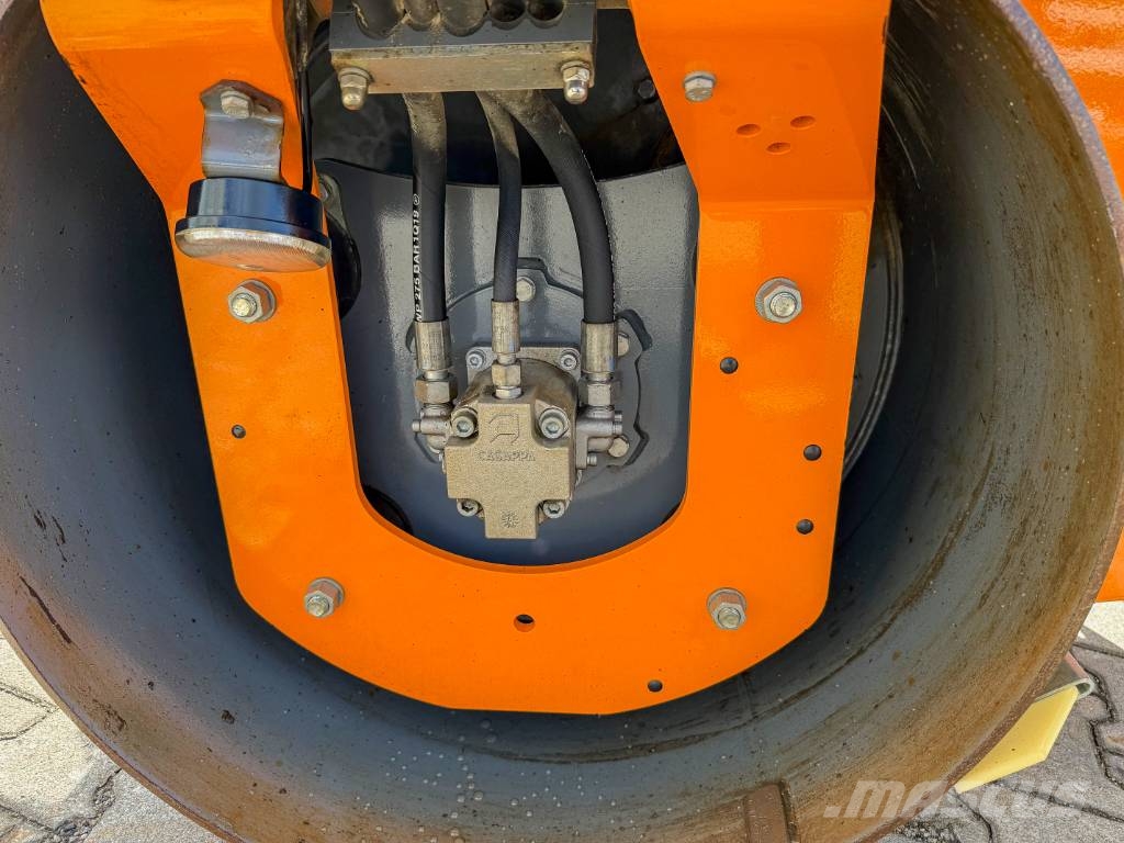 Kubota HD12i VO VIO Oszillation 24 kW Tandemwalzen