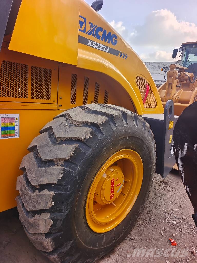 XCMG XS 223 J   Plenty of road roller in stock Trilrolwalsen