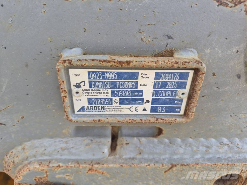 Komatsu PC80MR-5 حفارات وسط 7 طن - 12 طن
