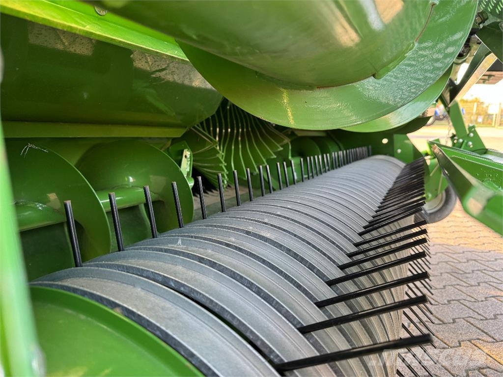 Krone BIG PACK 890 XC Enfardadeira de fardos quadrados
