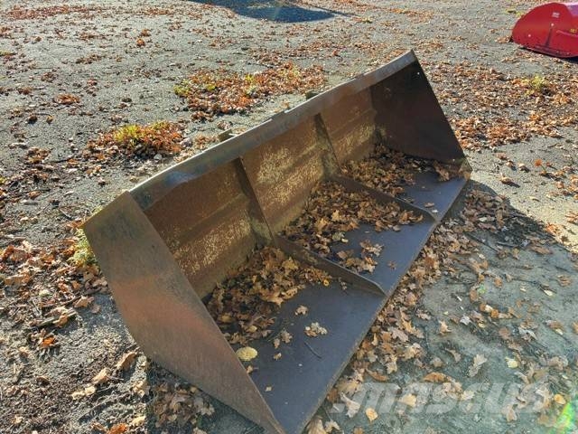 Skopa SMS fäste 220cm 前装载配件