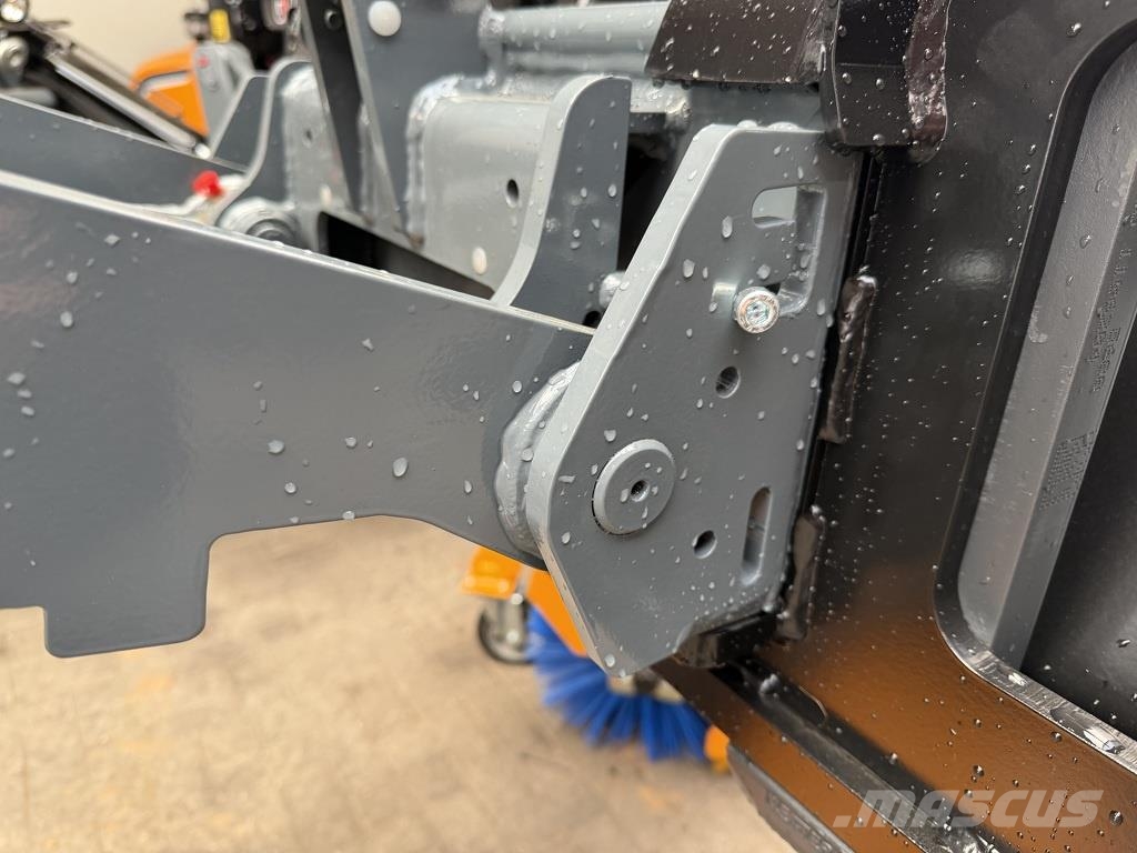 GiANT G1100 G1200 minishovel NIEUW budget uitvoering €34 Hjullastare