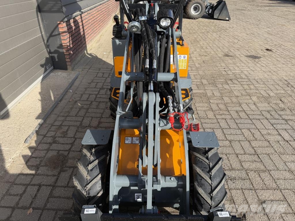 GiANT G1100 G1200 minishovel NIEUW budget uitvoering €34 Hjullastare