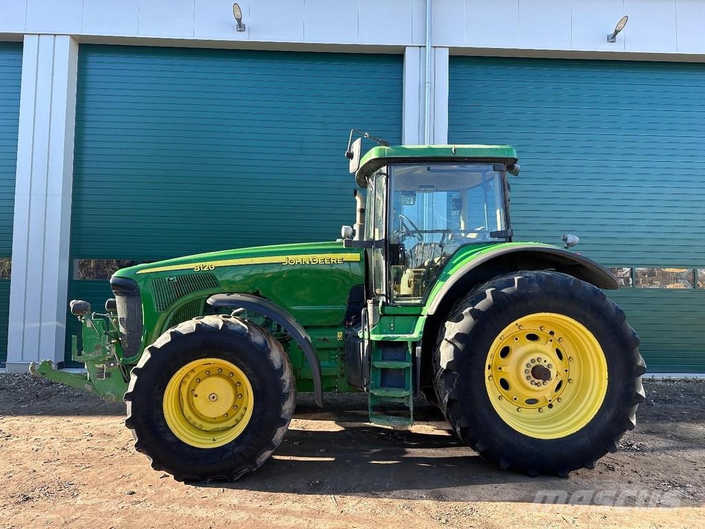John Deere 8120 Powershift Tractoare